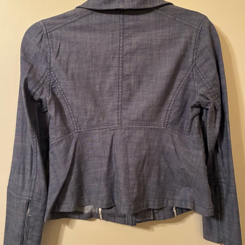 White House Black Market Chambray Moto-Style Jacket-EUC Sz 0 Petite Zippers - Picture 3 of 10
